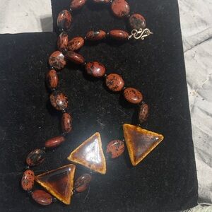 Elegant Brown and Gold Beaded Necklace